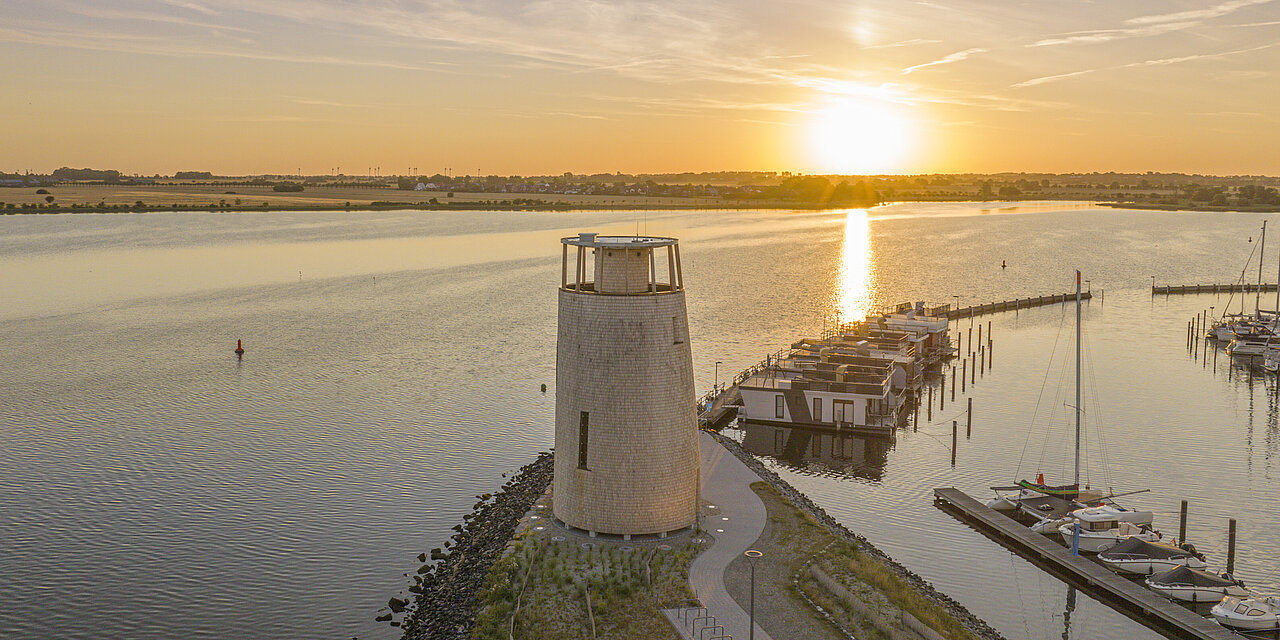 Aussichtsturm von Fehmarn in Burgtiefe an der Ostsee Schleswig-Holstein